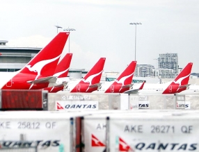 Aviões da Qantas voltam a decolar