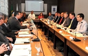 Dirigentes sindicais se reúnem com Ministério da Aqüicultura e Pesca