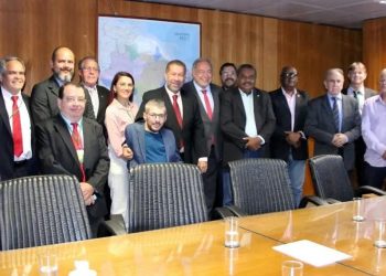 Conttmaf participa de reunião do FST com o ministro Carlos Lupi