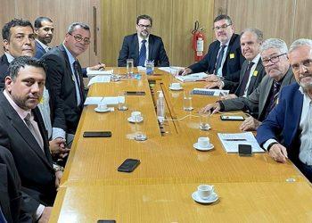 Entidades sindicais vão a Brasília discutir pautas do setor marítimo-portuário