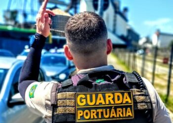 Ministro assina portaria que impede a terceirização da Guarda Portuária