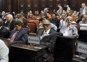 Conttmaf participa de homenagem à Petrobras na Alerj