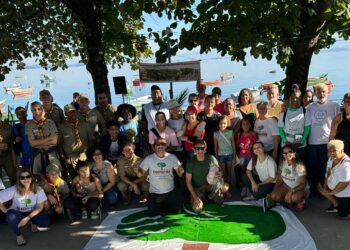 Representação sindical dos pescadores participa de ação ambiental na Baía de Guanabara